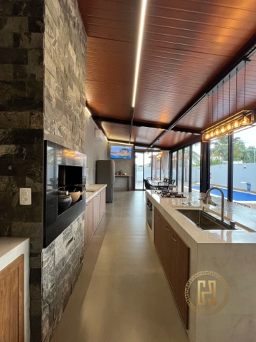 Casa com 326m² 3 quartos e 3 banheiros, à venda, no bairro jardim das orquídeas  em Nova Mutum