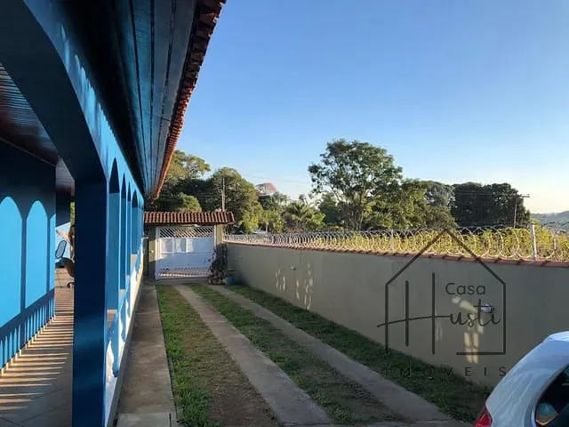 Casa com 982m² 3 quartos e 4 banheiros, à venda, no bairro Chácara Tropical (Caucaia do Alto) em Cotia
