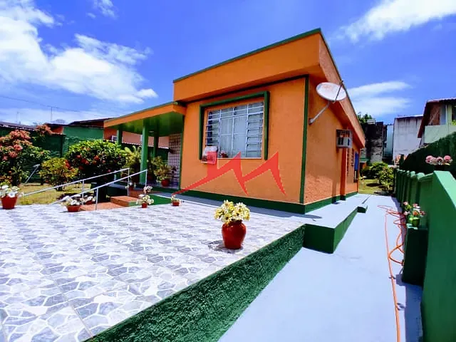 Casa com 525m² 2 quartos e 1 banheiro, à venda, no bairro Laranjal em São Gonçalo