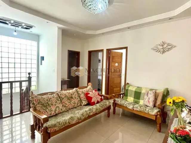 Casa com 150m² 3 quartos e 2 banheiros, à venda, no bairro Jardim Marambaia II em Jundiaí
