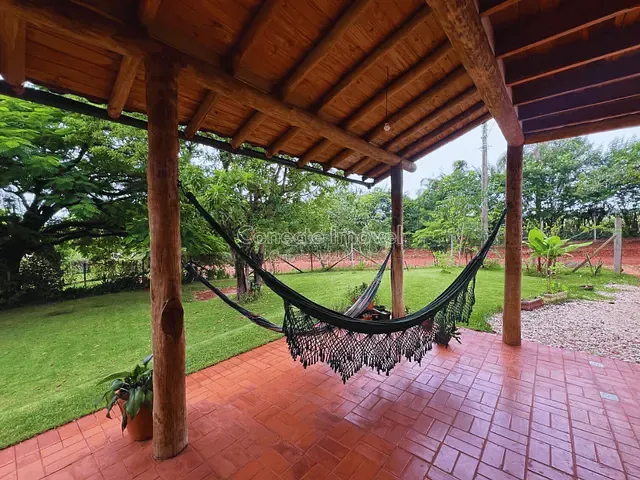 Casa com 600m² 3 quartos e 2 banheiros, à venda, no bairro Núcleo Urbano Parque Ana Helena em Jaguariúna