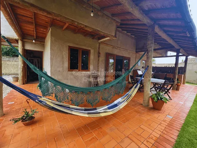 Casa com 600m² 3 quartos e 2 banheiros, à venda, no bairro Núcleo Urbano Parque Ana Helena em Jaguariúna