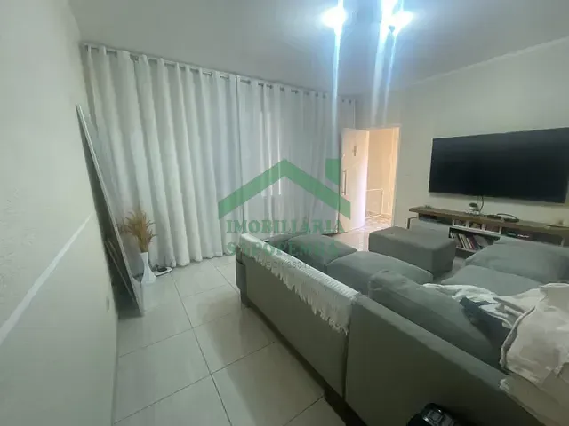 Casa com 200m² 2 quartos e 2 banheiros, para alugar, no bairro Parque dos Bancários em São Paulo