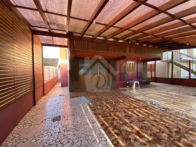 Casa com 140m² 4 quartos e 2 banheiros, à venda, no bairro Alesgut em Teutônia