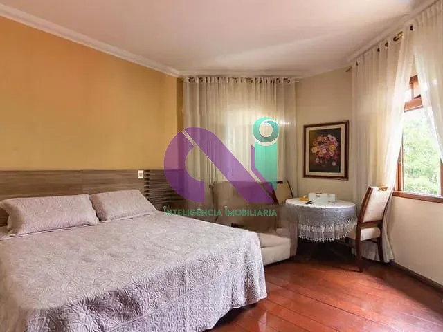 Casa 4 quartos e 2 banheiros, à venda, no bairro City Bussocaba em Osasco