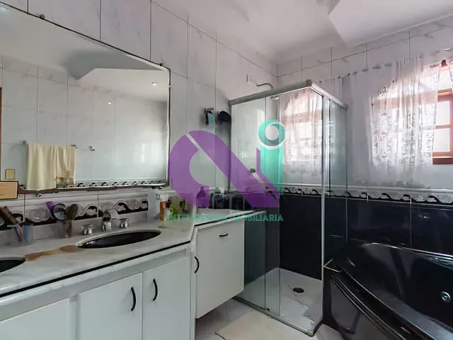 Casa 4 quartos e 2 banheiros, à venda, no bairro City Bussocaba em Osasco