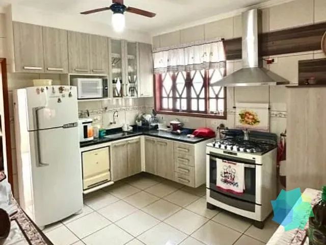 Casa com 383m² 2 quartos e 2 banheiros, à venda, no bairro Vila Nova em Salto