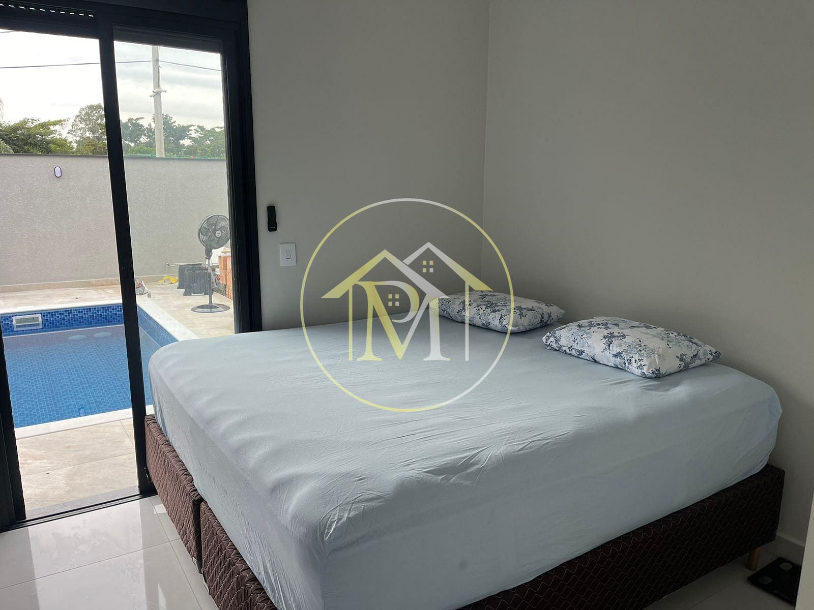 Casa à venda e aluguel com 3 quartos, 196m² - Foto 8