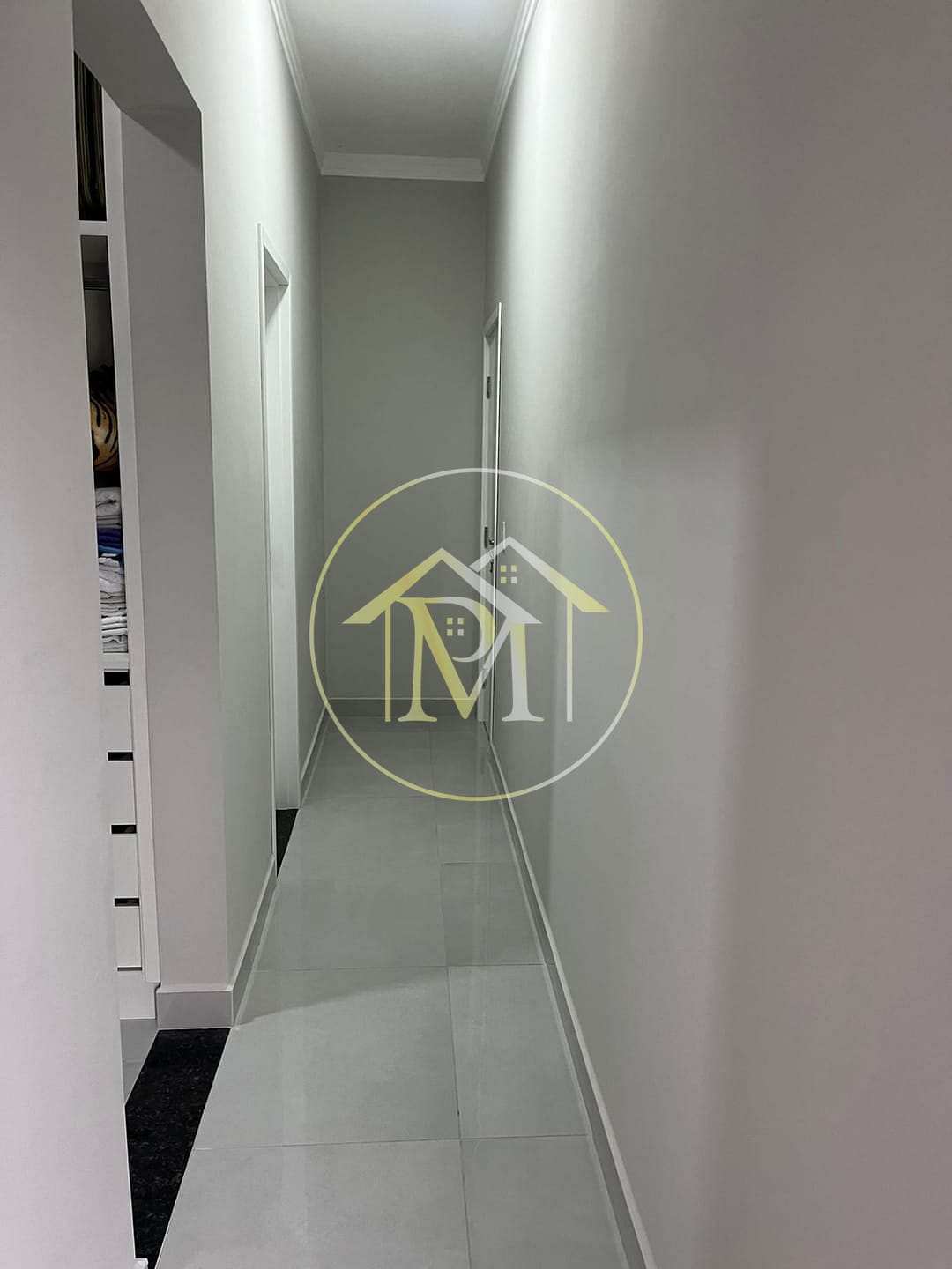 Casa à venda e aluguel com 3 quartos, 196m² - Foto 11