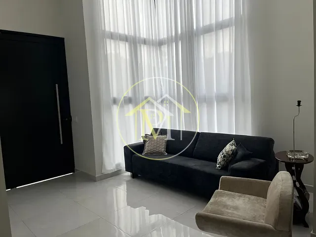 Casa com 300m² 3 quartos e 4 banheiros, à venda ou para alugar, no bairro Aparecidinha em Sorocaba