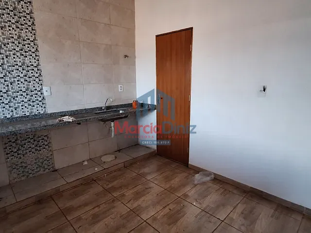Apartamento 2 quartos e 1 banheiro, para alugar, no bairro Jardim Guanabara III em Ituverava