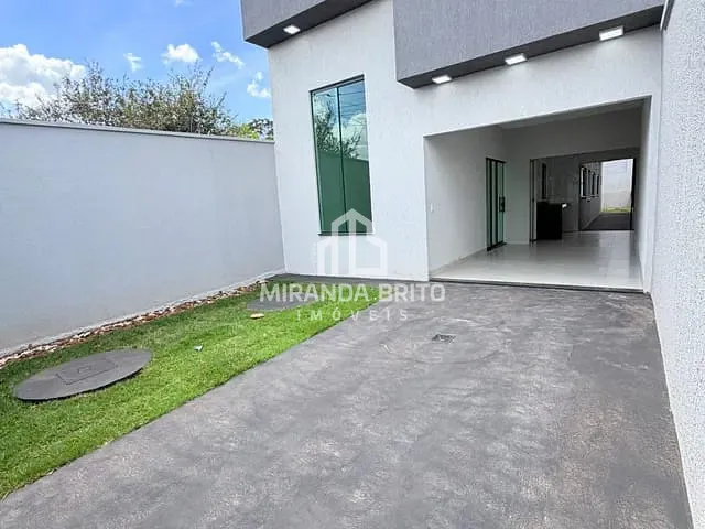 Casa 3 quartos e 2 banheiros, à venda, no bairro Residencial Solar Garden I em Aparecida de Goiânia