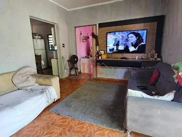 Casa com 354m² 3 quartos e 1 banheiro, à venda, no bairro Jardim Leonor em Campinas