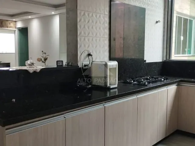 Casa com 133m² 5 quartos e 3 banheiros, à venda, no bairro Jardim Itapark Velho em Mauá