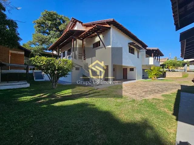 Casa com 1600m² 5 quartos e 5 banheiros, à venda, no bairro Vista Alegre em Vinhedo