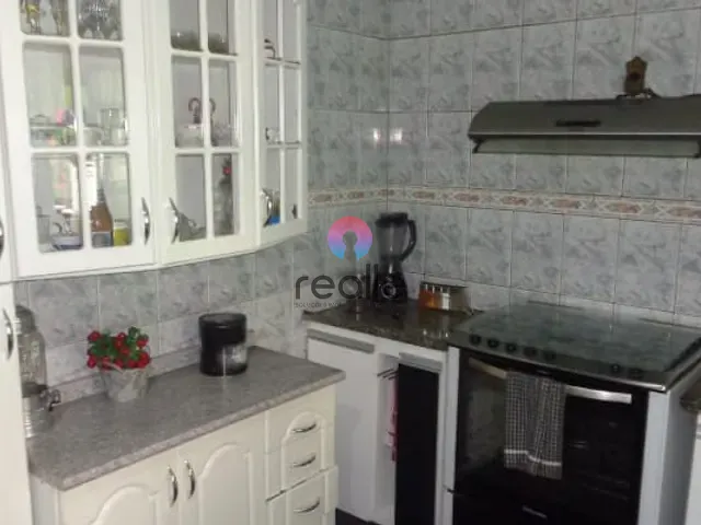 Casa com 145m², à venda, no bairro Arvoredo em Contagem