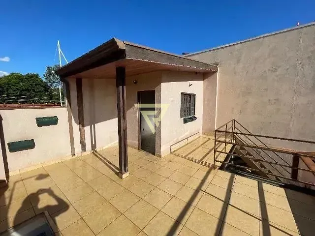 Casa com 160m² 2 quartos e 2 banheiros, à venda, no bairro Parque Residencial Emir Garcia em Ribeirão Preto