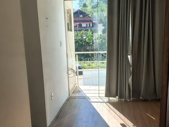 Casa 3 quartos e 2 banheiros, à venda, no bairro São Pedro em Juiz de Fora
