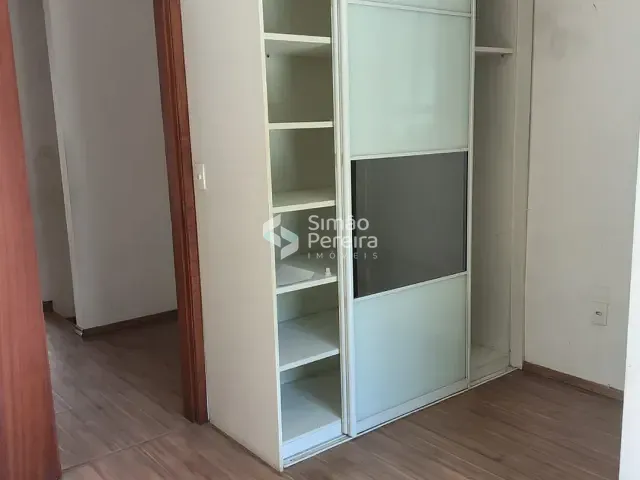 Casa 3 quartos e 2 banheiros, à venda, no bairro São Pedro em Juiz de Fora
