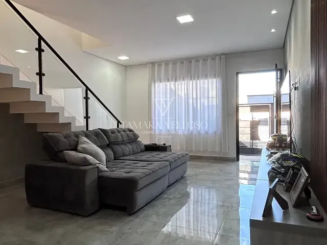 Casa com 125m² 3 quartos e 3 banheiros, à venda, no bairro Cezar de Souza em Mogi das Cruzes