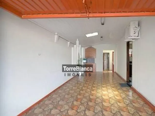Casa com 429m² 3 quartos e 3 banheiros, à venda, no bairro Colônia Dona Luiza em Ponta Grossa