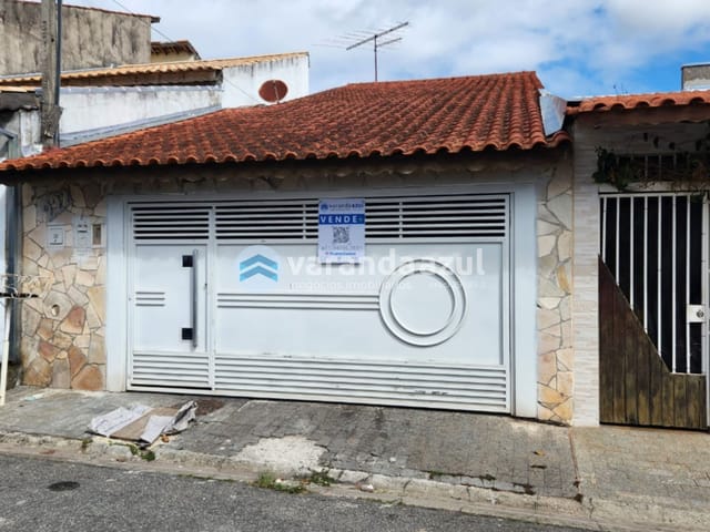 Casa 2 quartos e 2 banheiros, à venda, no bairro Residencial Colinas em Mogi das Cruzes