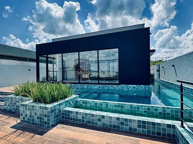 Casa com 617m² 3 quartos e 5 banheiros, à venda, no bairro Jardim Colonial em Atibaia