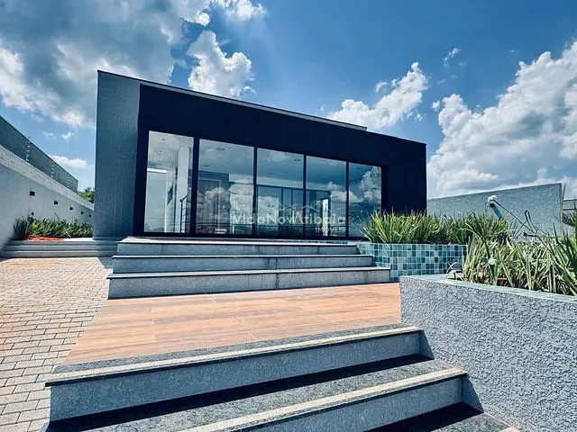 Casa com 617m² 3 quartos e 5 banheiros, à venda, no bairro Jardim Colonial em Atibaia