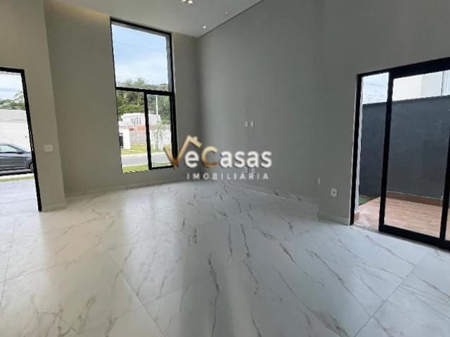 Casa com 441m² 3 quartos e 3 banheiros, à venda, no bairro Viverde II em Rio das Ostras