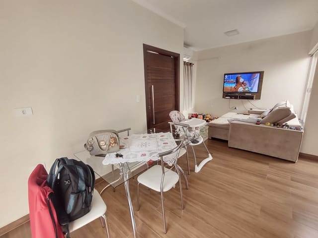 Casa com 200m² 2 quartos e 1 banheiro, à venda, no bairro Jardim dos Jacarandás Fase 2 em São João da Boa Vista