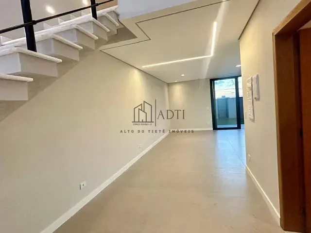 Casa 3 quartos e 4 banheiros, à venda, no bairro Porteira Preta em Mogi das Cruzes