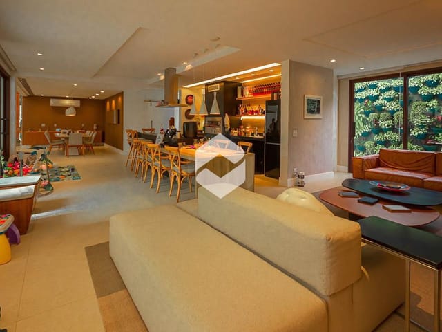 Casa com 800m², à venda, no bairro Barra da Tijuca em Rio de Janeiro
