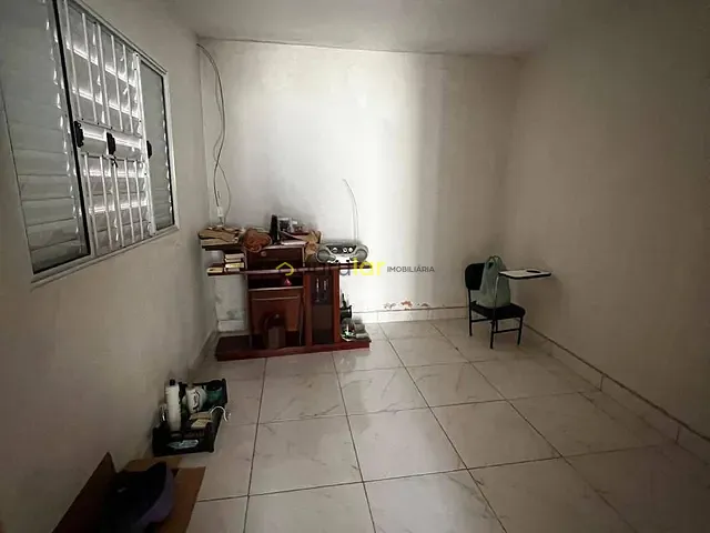 Casa 4 quartos e 2 banheiros, à venda, no bairro Parque São João em Bauru