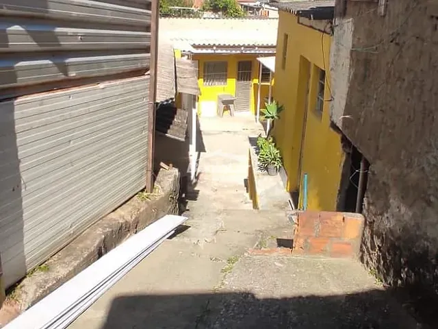 Casa com 28m² 1 quarto e 1 banheiro, para alugar, no bairro Vila Dionisia em São Paulo