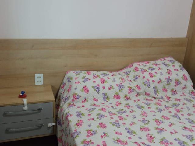 Casa com 150m² 2 quartos e 2 banheiros, à venda, no bairro Parque Tropical em Campos dos Goytacazes
