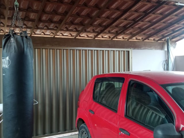 Casa com 150m² 2 quartos e 2 banheiros, à venda, no bairro Parque Tropical em Campos dos Goytacazes