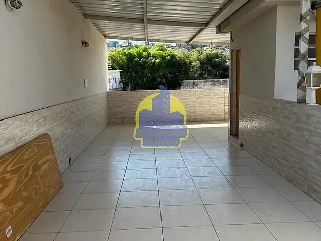 Casa com 184m² 4 quartos e 3 banheiros, à venda, no bairro Jardim Elvira em Osasco