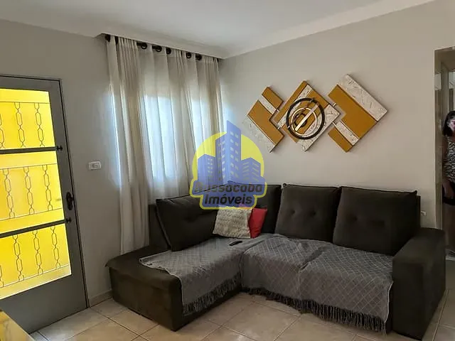 Casa com 184m² 4 quartos e 3 banheiros, à venda, no bairro Jardim Elvira em Osasco