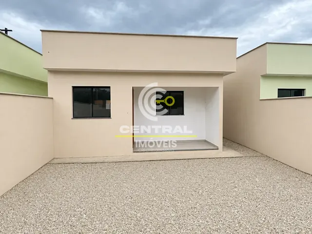 Casa 2 quartos e 1 banheiro, à venda, no bairro Ampliação em Tanguá