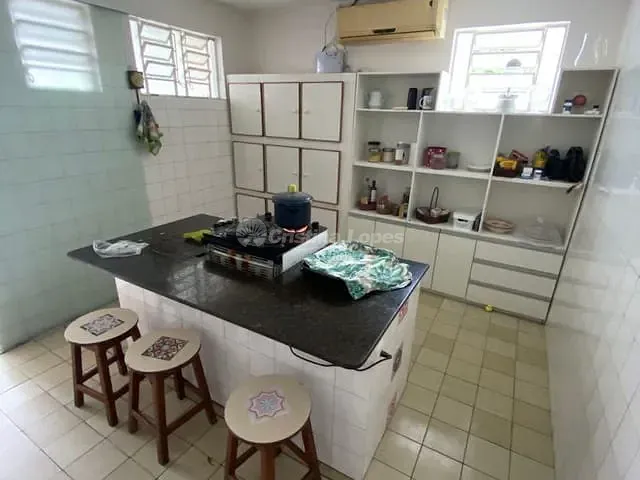 Casa com 192m² 3 quartos e 1 banheiro, à venda, no bairro Morada do Sol em Teresina