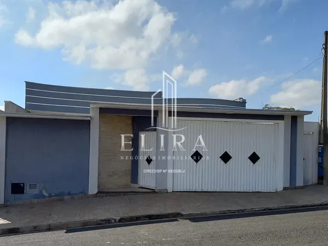 Casa com 324m² 3 quartos e 2 banheiros, à venda, no bairro Jardim Dona Judith em Americana