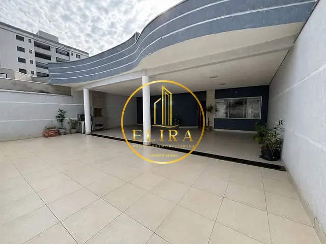 Casa com 324m² 3 quartos e 2 banheiros, à venda, no bairro Jardim Dona Judith em Americana