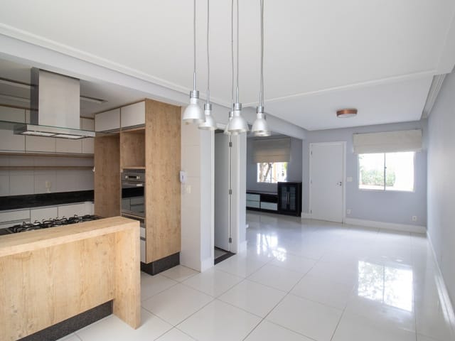 Foto do Casa - Casa à venda, 4 dorm (1 suíte) , com 110m² , por R$ 845.000 - Cond. Wimbledon - Granja Viana, Cotia, SP | ETL IMOBILIARIA