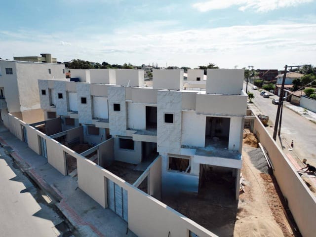 Casa 3 quartos e 2 banheiros, à venda, no bairro Jardim Atlântico em Serra