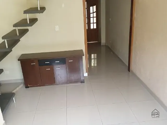 Casa 2 quartos e 2 banheiros, à venda, no bairro Barro Branco em Cotia