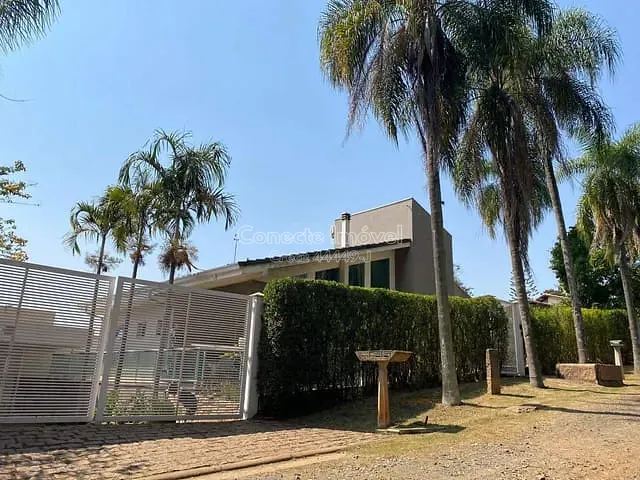 Casa com 650m² 3 quartos e 4 banheiros, à venda, no bairro Núcleo Urbano Parque Ana Helena em Jaguariúna