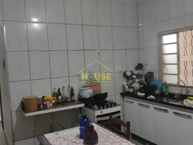 Casa com 158m² 3 quartos e 1 banheiro, à venda, no bairro Pozzobon em Votuporanga