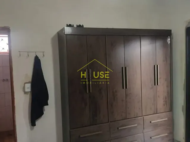 Casa com 158m² 3 quartos e 1 banheiro, à venda, no bairro Pozzobon em Votuporanga