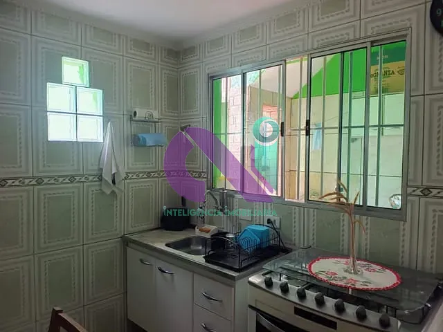 Casa com 230m² 2 quartos e 1 banheiro, à venda, no bairro Cidade das Flores em Osasco