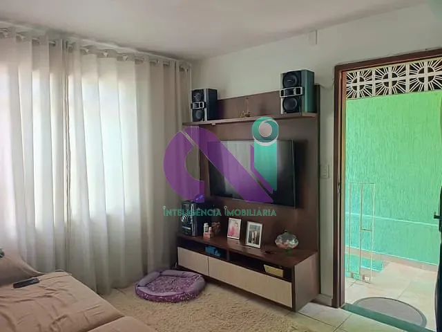 Casa com 230m² 2 quartos e 1 banheiro, à venda, no bairro Cidade das Flores em Osasco